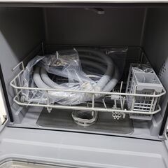 J9691　VIBMI　食洗機　D4P-W　2022年製　クリーニング済み　【リユースのサカイ柏店】参考価格34,990円の画像