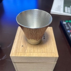 未使用　大阪浪華錫器　本錫　富士山ぐい呑(朱)の画像