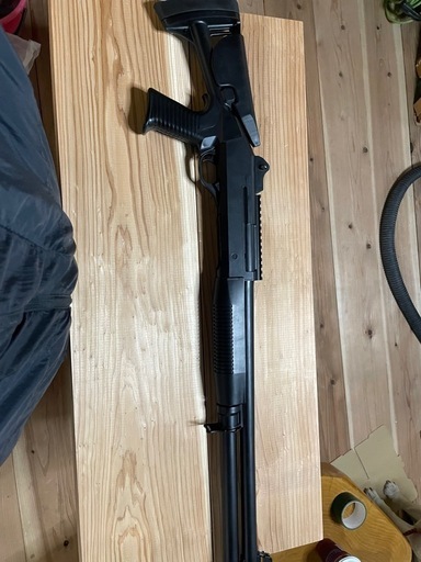 18禁
　【売り切れ中のエアガン！】　新古品