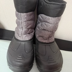 雪道に最適！スノーブーツ