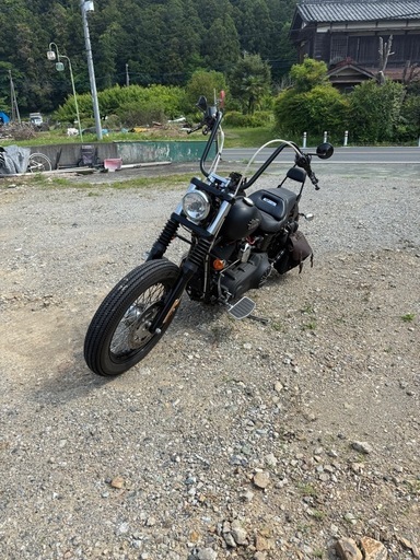 ハーレー　ストリートボブ