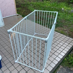 ドッグサークル