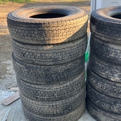 4tトラック用タイヤ6本225/90R17.5