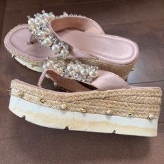 リーナクチュールサンダル厚底の画像