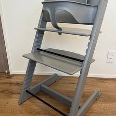 ストッケ　トリップトラップ　ベビーセット付き