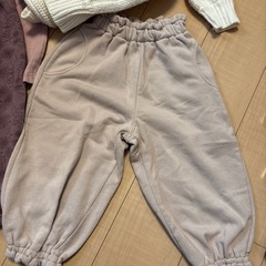 100-120cm程度の女の子、子供服の画像