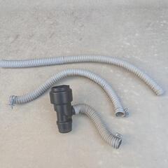 雨水タンク　貯水タンク　グレー110リットル　2つの画像