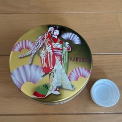 オシャレ缶