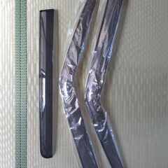 ZC72S スイフトのドアバイザー