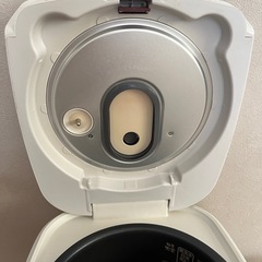 アイリスオーヤマ  炊飯器の画像