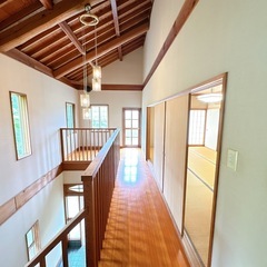 大阪府能勢町　貸家🏠　高級別荘のようなお家です‼️ 民泊、ゲストハウス可能物件🏠　　🉐オーナー直接契約の為、敷金、礼金、仲介手数料無料🉐　ペットちゃん多頭飼い🐈外国人の方🙆 事務所利用🙆　ジモティ限定　戸建賃貸　貸家　貸し事務所　外国人　事務所利用　グループホーム可🆗 - 賃貸（マンション/一戸建て）