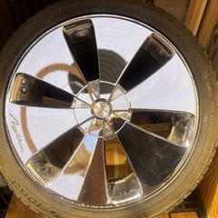 DAD   19inch 114.3 
8J+45 ハブ径73 4本
