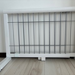 伸縮ペットゲート　ペットフェンス