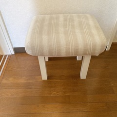 【完売品】モモナチュラル スツール チェア 椅子