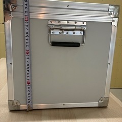 ジェラルミンケースの画像