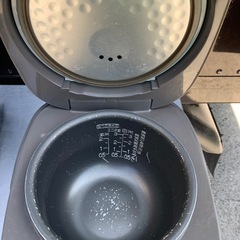 炊飯器3合炊き
の画像