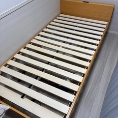 シングルベッド(お相手方決まっております)