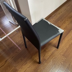 ダイニングチェアの画像