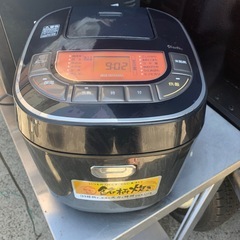 (受取者決定)
炊飯器一升炊き