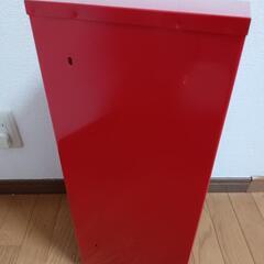 消化器とケースの画像