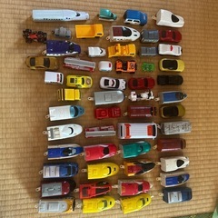 おもちゃ電車などの画像