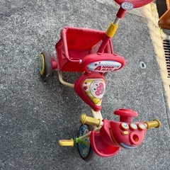 アンパンマンの三輪車