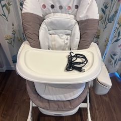 【美品】電動　コンビ ネムリラ AUTO SWIN 
