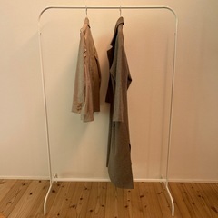 IKEA ハンガーかけ