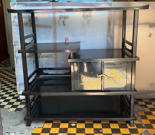 【RKGKG】特価！伝統工芸/輪島塗/蒔絵/漆黒/漆塗/茶棚/飾り棚/中古品/当社より近隣地域無料配達