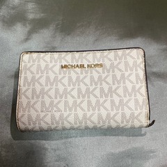 【美品✨正規品】MICHAEL KORS 財布／二つ折り 財布／モノグラム／レディース の画像