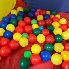 子供用ボール　ボールプール　テント付きの画像