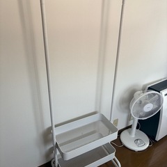 ハンガーラック　IKEA 収納付き