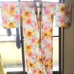 ひまわり柄の浴衣　ゆかた
