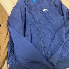ナイキ　ジャンパー　※左売れましたの画像