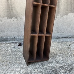 📚【傾き本棚】斜め　オシャレ　おしゃれ　ブランド家具　収納家具　収納棚　インテリア♻️お売りいただけるお品物あれば、来店時ぜひお持ちください(総合買取)♻️の画像