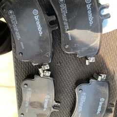 BMW、MINI、AUDI 、メルセデスベンツ、ポルシェ、ブレーキパッド交換　持ち込みにてお安く交換出来ます　愛知県　清須市　車のことならBLOOKMOTORSへ - 車検