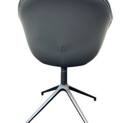 BoConcept ボーコンセプト　ADELAIDE チェア　回転式の画像