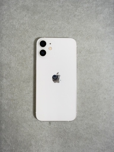 BランクiPhone 12 mini