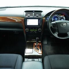 【48回払いが新登場♪今までより更にお買い求め頂き易く！】今回は【トヨタ カムリ　ハイブリッド 　Ｇパッケージ　】を紹介！の画像