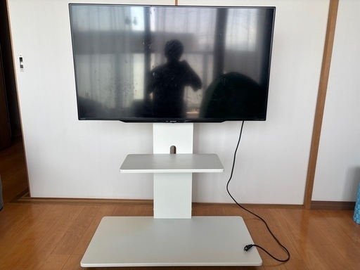 AQUOS40型　テレビ台付