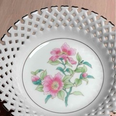 花柄 陶器皿 フルーツスタンドの画像