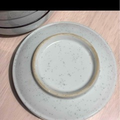 大根イラストの陶器製平皿の画像
