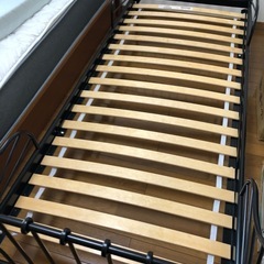 IKEA子供用ベッドフレーム＋マットの画像