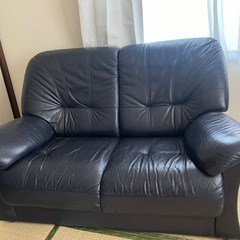 ソファー　2人掛け？　本革