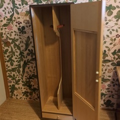 三味線２つ収納可　桐箪笥の画像