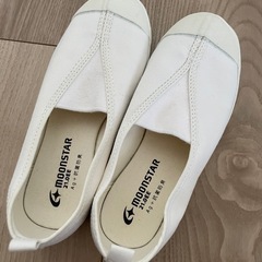 〈21.0EEサイズ〉試し履きのみ　キッズ上履き白 ムーンスター 布 Ag＋抗菌防臭タイプの画像