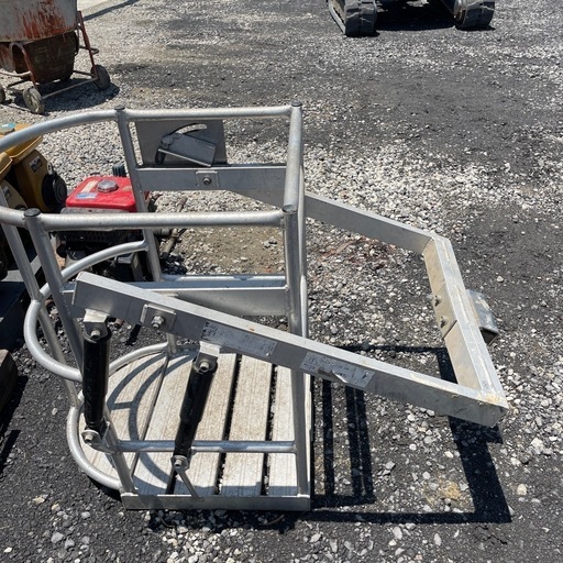 ユニックゴンドラ