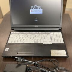 Fujitsu 富士通 Lifebook A5510 FMVA8...