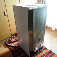 2010年　パナソニック製　138L 益田市役所近くまで取りに来て頂ける方  車に載せるのはお手伝い致しますの画像