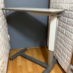 中古サイドテーブル昇降式